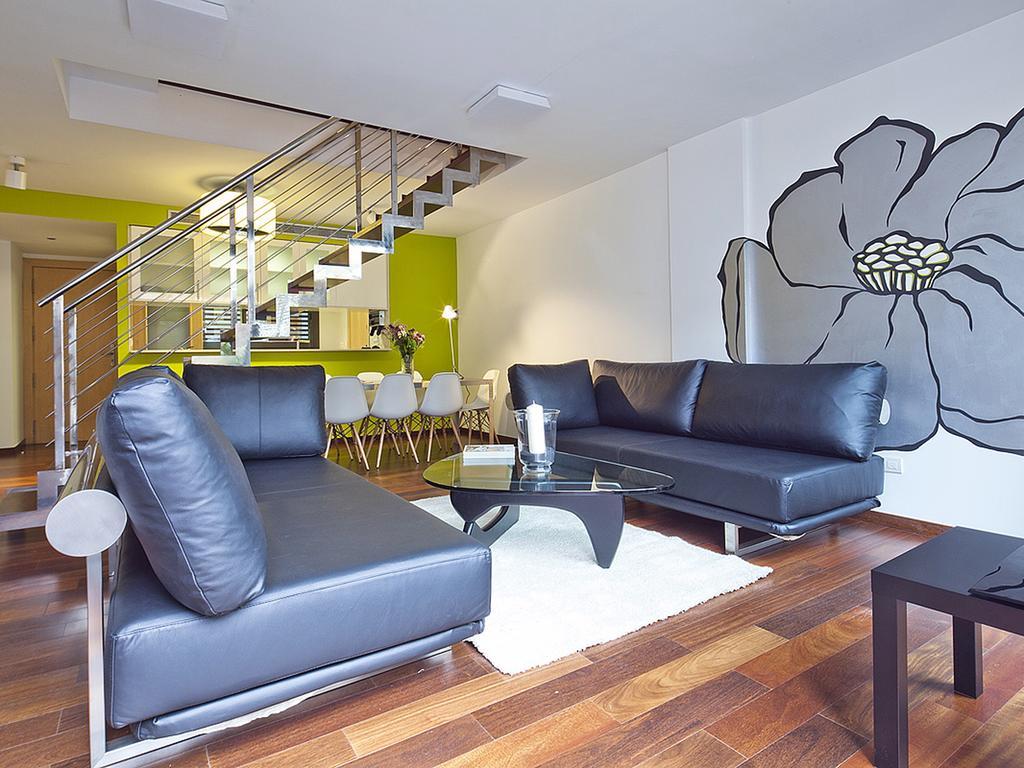 Apartment Barcelona Rentals - Swimming Pool With Terrace Eksteriør bilde